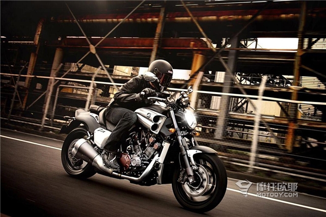 Yamaha VMAX今年停产 终极魔神将陨落 (4)