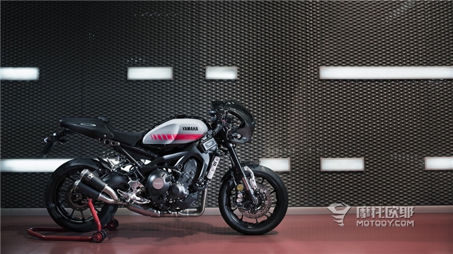 限量改装！雅马哈XSR900 Abarth (9)