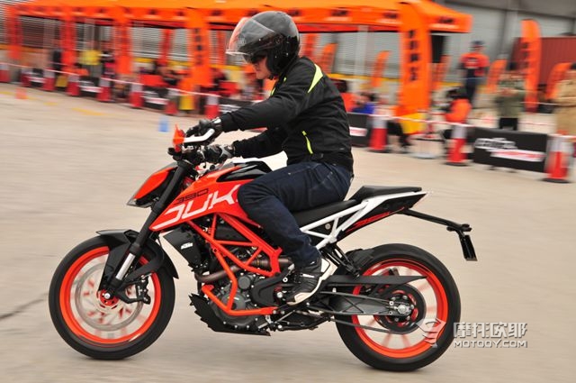 大陆车手豪夺KTM DUKEHANA亚洲区总决赛前三 33