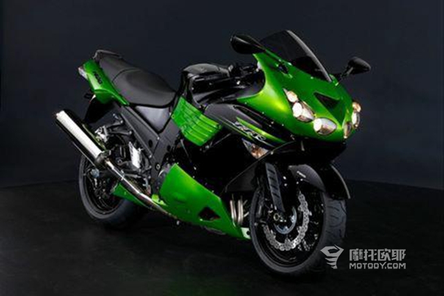 她是能合法上路的最大排量跑车——川崎六眼魔神 ZX-14R 6