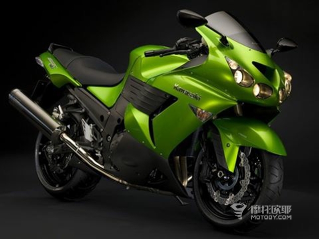 她是能合法上路的最大排量跑车——川崎六眼魔神 ZX-14R 8