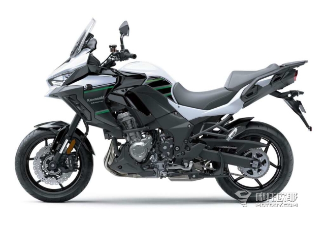 2019-Kawasaki-Versys-1000a-1024x716